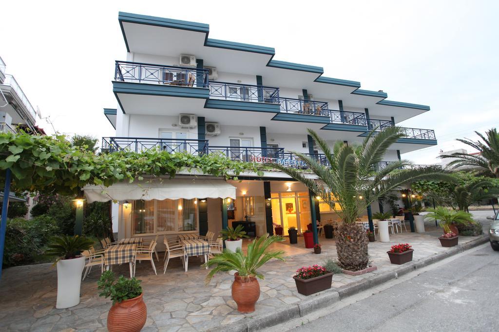 Hotel Alexandros Néoi Póroi Buitenkant foto